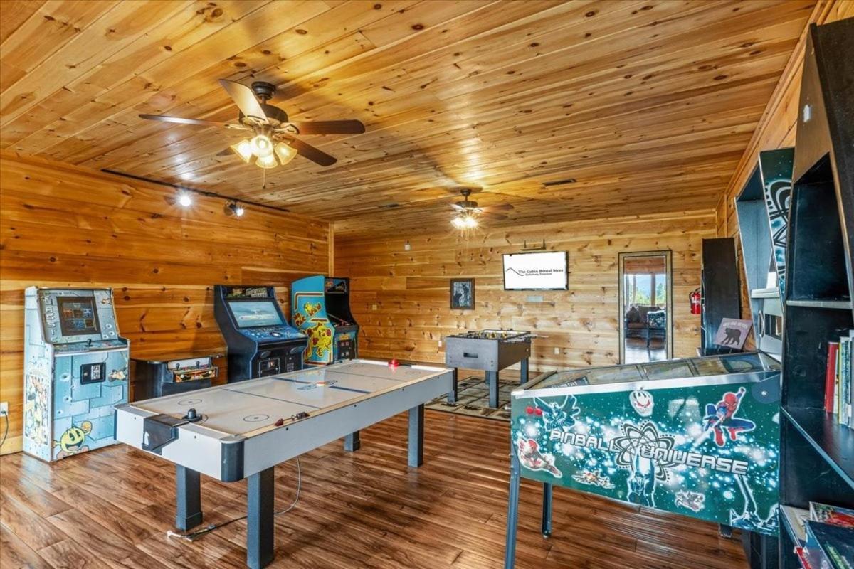 Gatlinburg Mansion Cabin Pittman Center Exterior photo