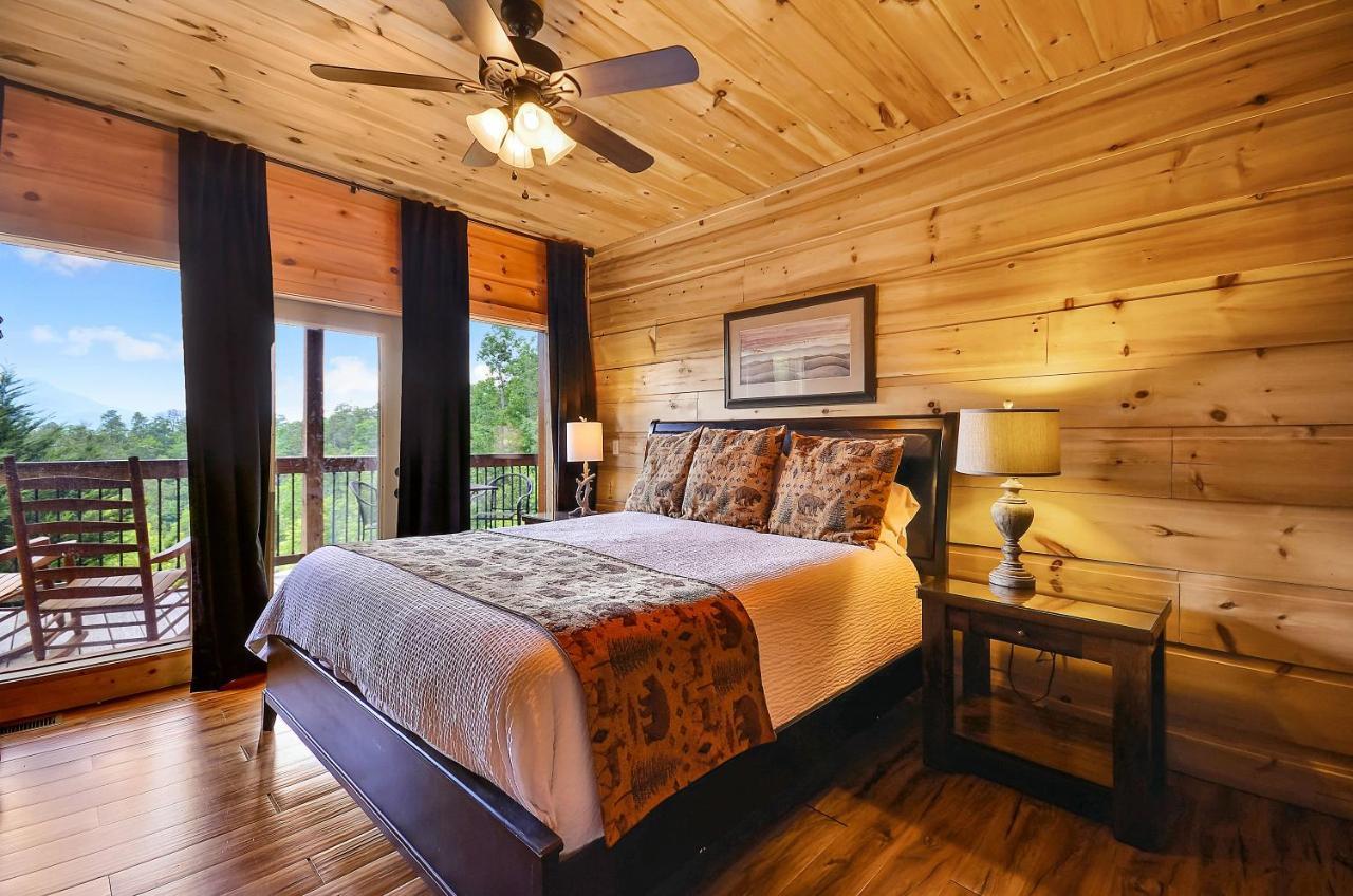 Gatlinburg Mansion Cabin Pittman Center Exterior photo