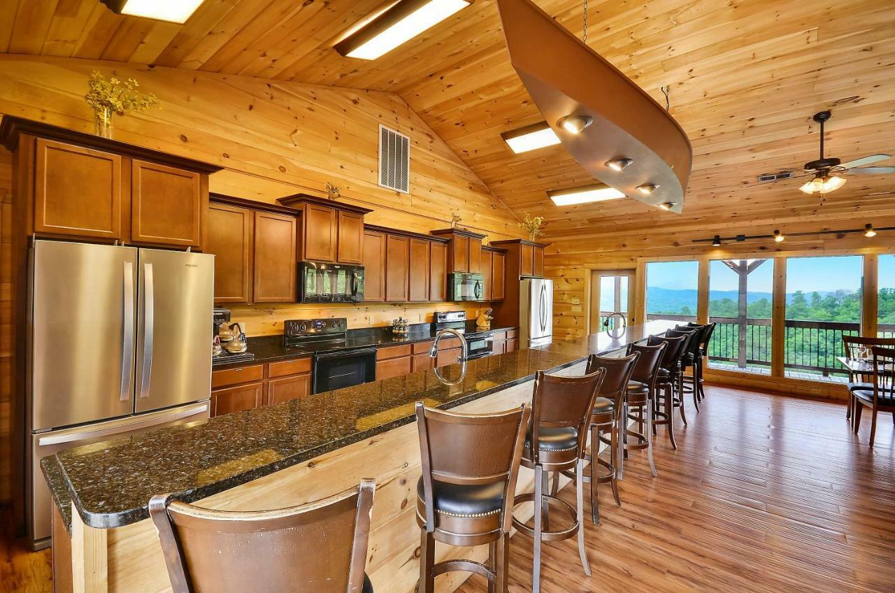 Gatlinburg Mansion Cabin Pittman Center Exterior photo